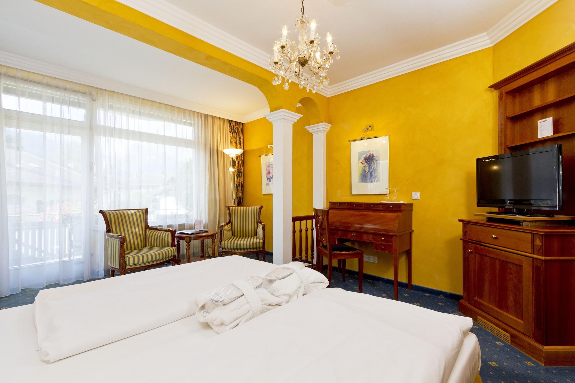 维特尔斯巴赫尔瑞诗高级酒店 加爾米施-帕滕基興 客房 照片